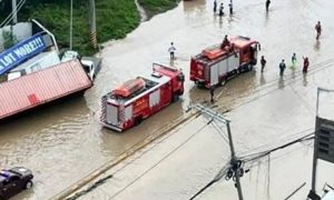 Tifón Kalmaegi deja dos muertos y más de 75.000 evacuados en Filipinas